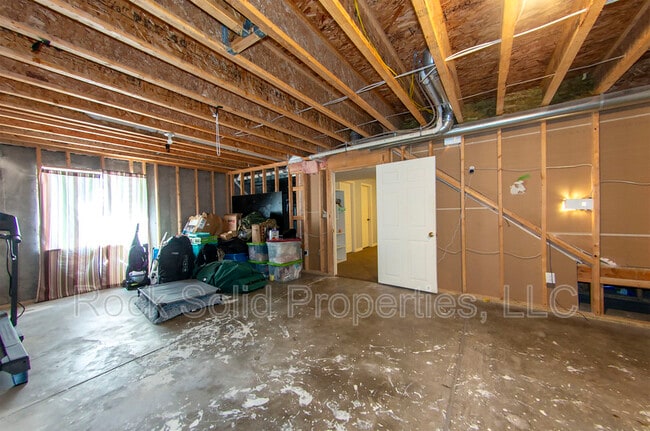 Building Photo - 521 Queens Rd