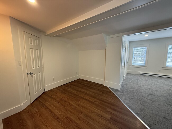 Building Photo - 22 Mace Rd