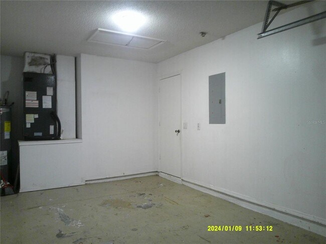 Building Photo - 2612 Walden Ct