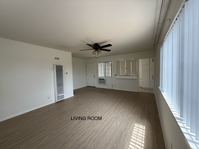 Living Room - 1807 Bara Rd