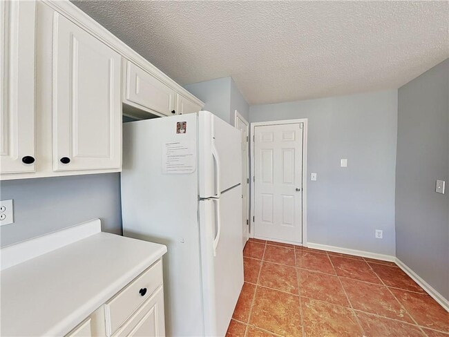 Building Photo - 3562 Courtfield Trace NE