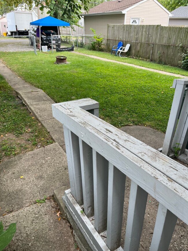 Building Photo - 1808-1810-1810 S 6th St