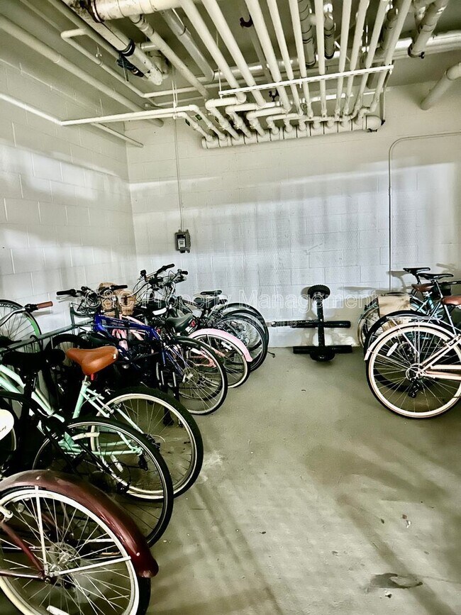 Building Photo - 7857 W Manchester Ave