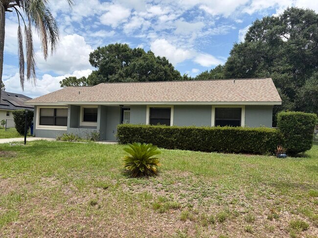 Building Photo - 4612 Boabadilla Ave