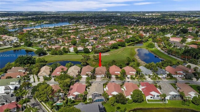 Building Photo - 1530 Lacosta Dr W