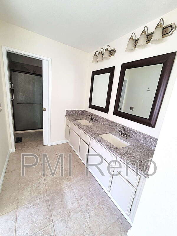 Building Photo - 6403 Meadow Country Dr