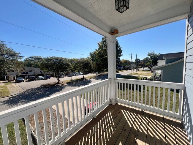 Building Photo - Exceptional 3BD, 2.5BA Downtown Raleigh House with Large Fenced Backyard
