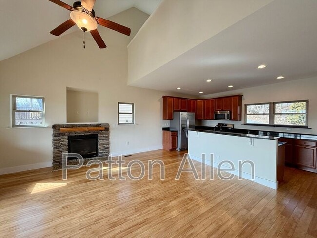 Building Photo - 12 Conscious Way