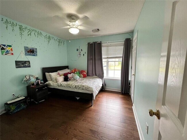 Building Photo - 615 Tammany Pointe