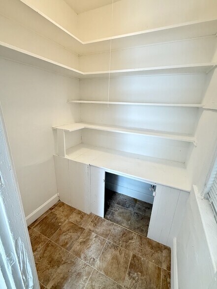 Building Photo - 11A Linden St