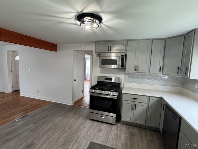 Building Photo - 103 Rockland Dr