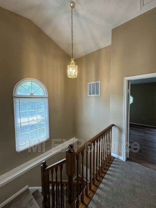 Building Photo - 12744 Wedgedale Ct