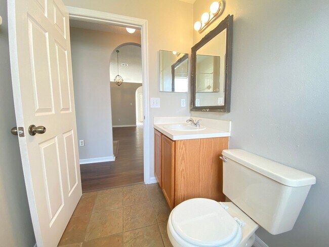 Building Photo - View this home today and Move in July 3rd!...