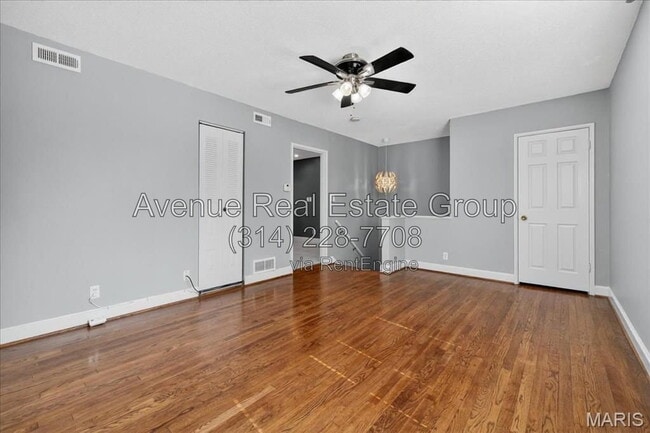 Building Photo - 1621 High School Dr