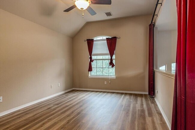 Building Photo - 4531 Long Creek Dr