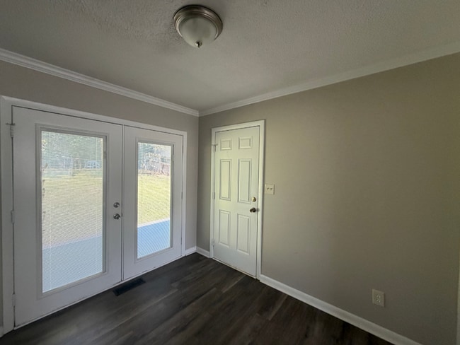 Building Photo - 3BR/2BA Huntsville Rental with 1-Car Garage, Hardwood Flooring & Fenced Yard