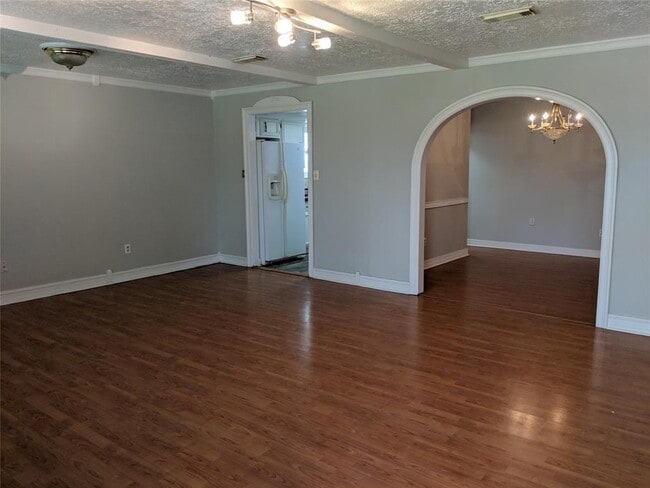Building Photo - 5519 Birchgate Dr