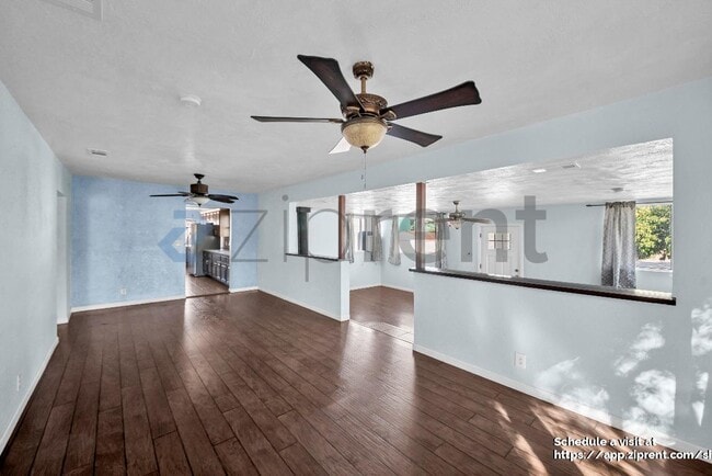 Building Photo - 43822 Palm Ave