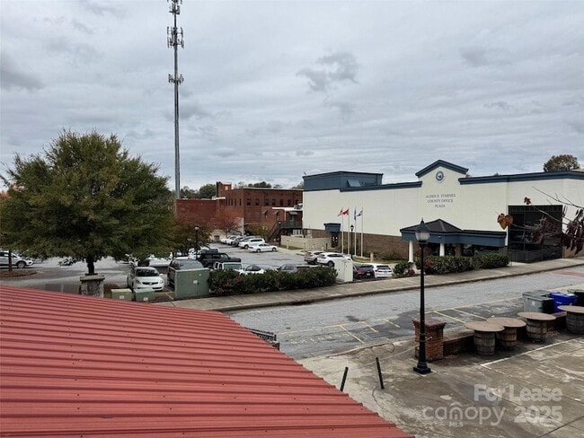 Building Photo - 110 Church St NW