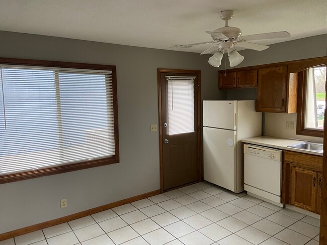 Building Photo - 4123 Avenue C