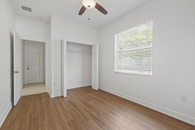 Building Photo - 17464 SW 47th Ct