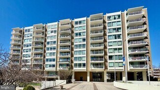 Building Photo - 1425 4th St SW