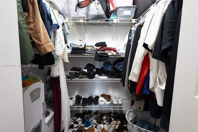 Building Photo - 9430 Boca Cove Cir