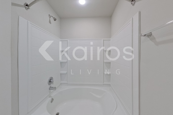 Building Photo - 129 SANTIAGO COURT