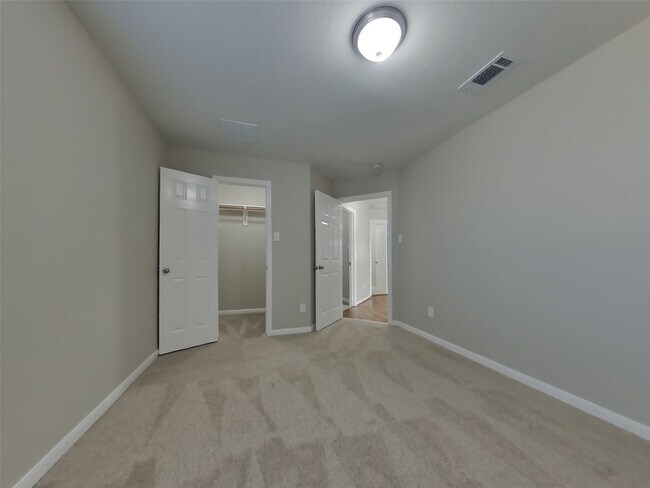 Building Photo - 4738 Montclair Hill Ln