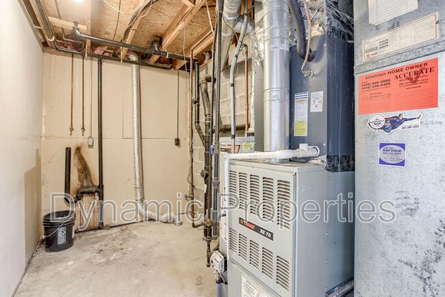 Building Photo - 7926 Primrose Ct