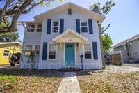Building Photo - 226 22nd Ave N