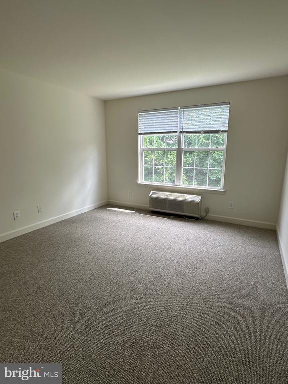 Building Photo - 137 Roosevelt Blvd