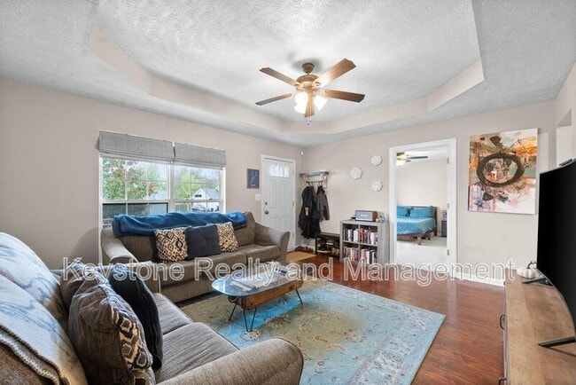 Building Photo - 223 Golden Pond Ave