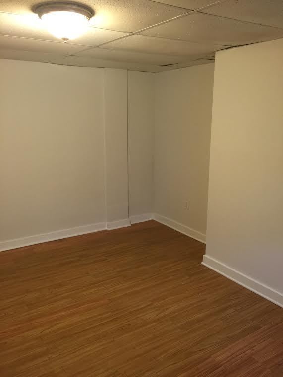 Building Photo - Cuddy