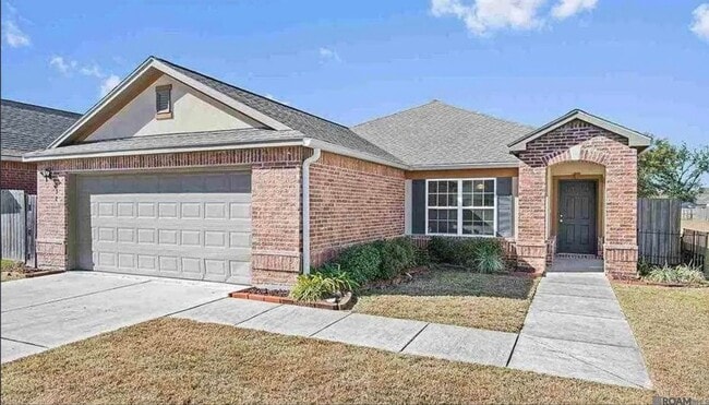 Building Photo - 532 Glenway Dr