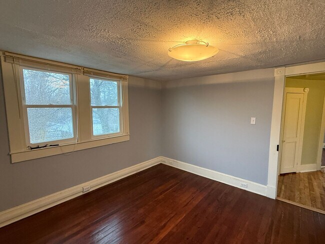 Building Photo - Single-Family Home with Fenced Yard in Cambridge, MD