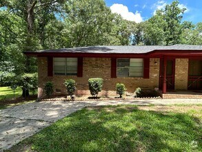 Building Photo - 6694 Maxwell Dr
