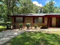 Building Photo - 6694 Maxwell Dr