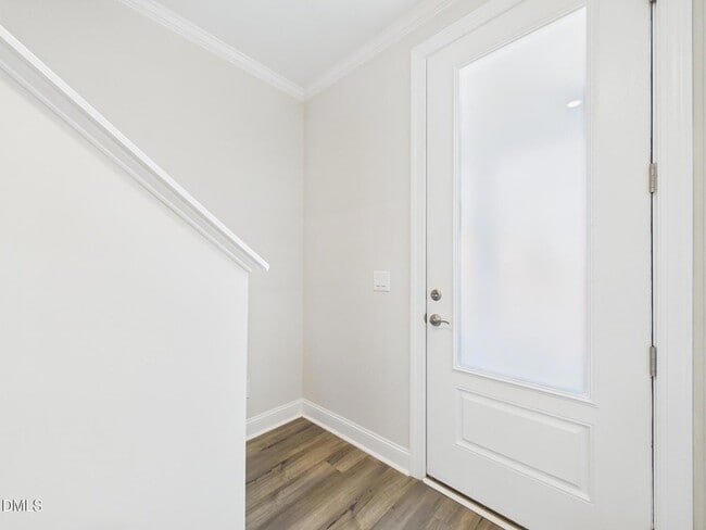 Building Photo - 110 Symmetry Lp