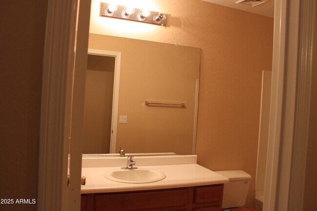 Building Photo - 33082 N Cat Hills Ave