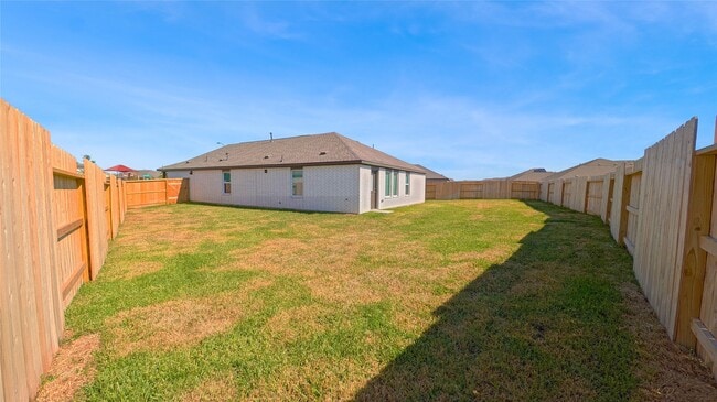 Building Photo - 29039 Grazing Plns Ln