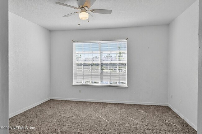 Building Photo - 1717 County Rd 220