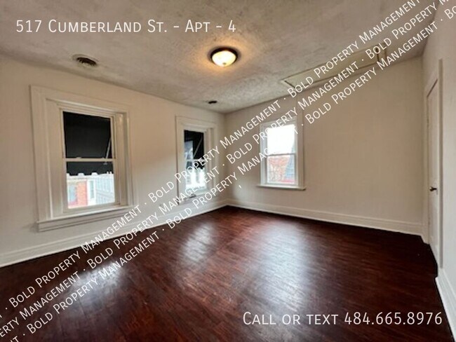 Building Photo - 517 Cumberland St