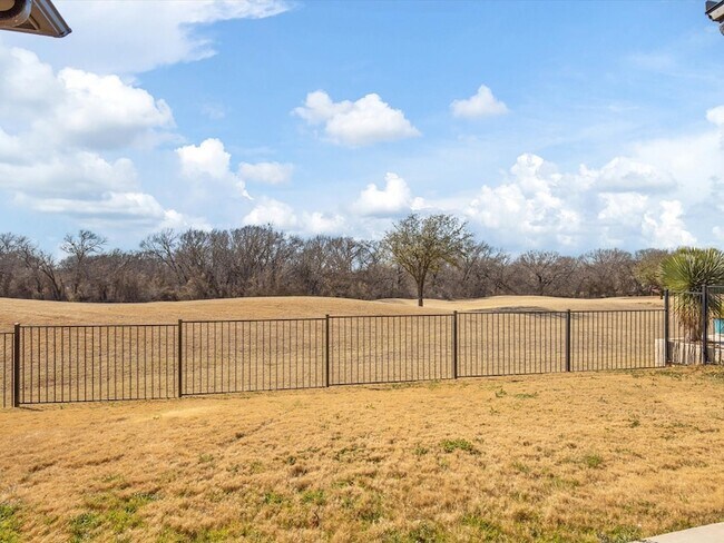 Building Photo - 2419 Portwood Way