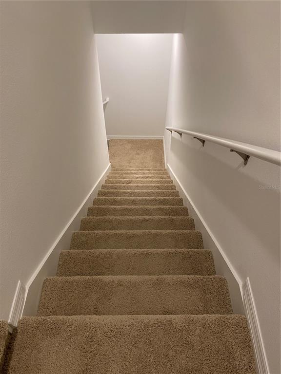 Building Photo - 2581 Royal Jasmine Ct