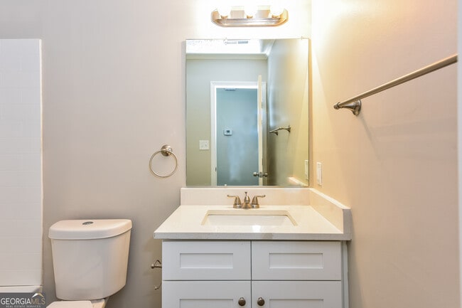 Building Photo - 3717 Paddington Trail