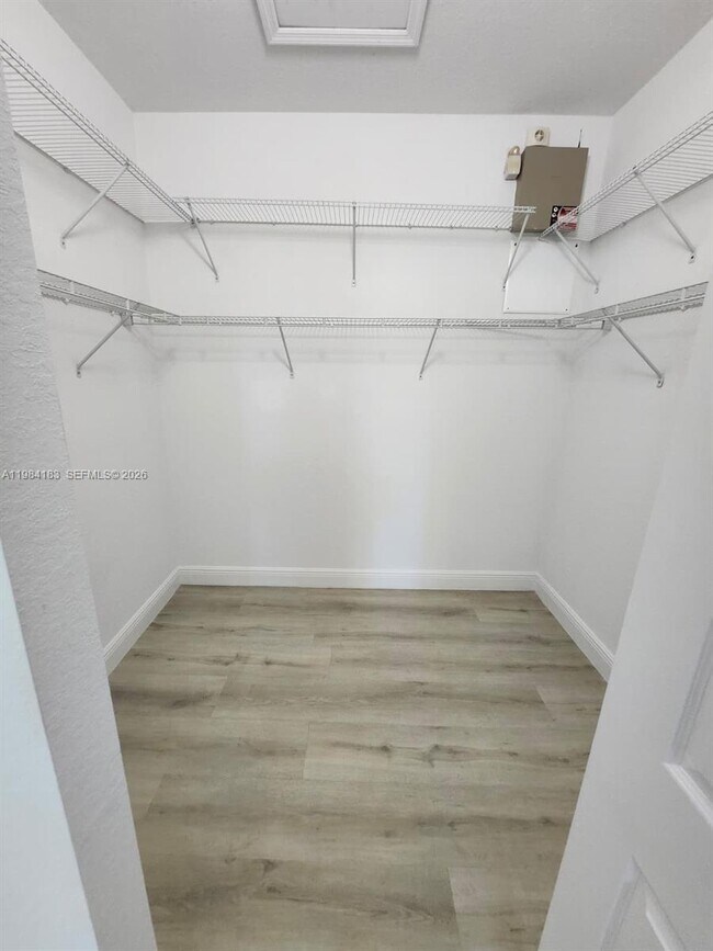 Building Photo - 1322 SW 147th Ter