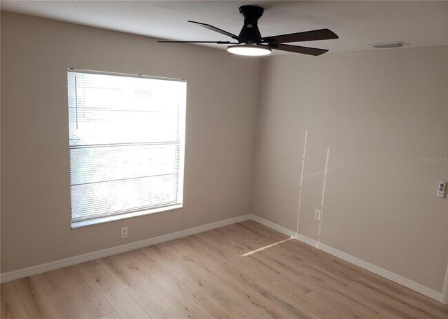 Building Photo - 4284 Everett Ave