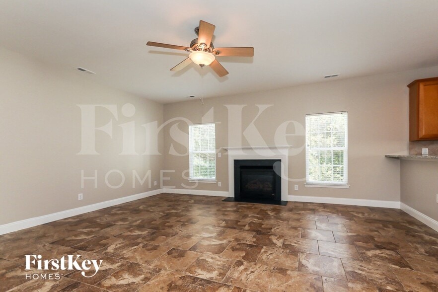 Building Photo - 2109 Broad Plum Ln