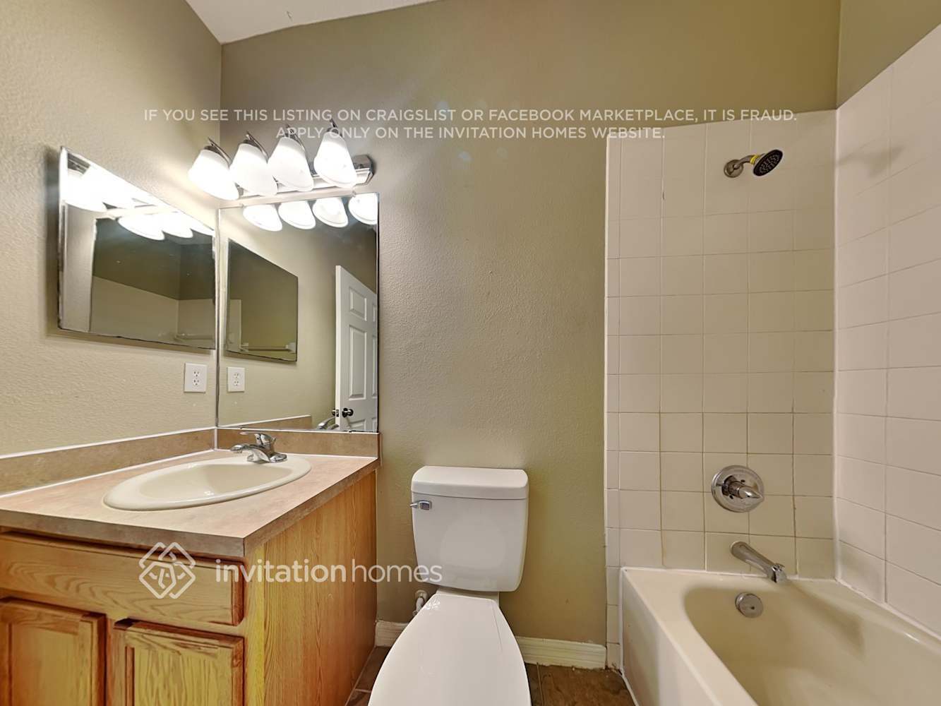 Building Photo - 11250 Creek Haven Dr